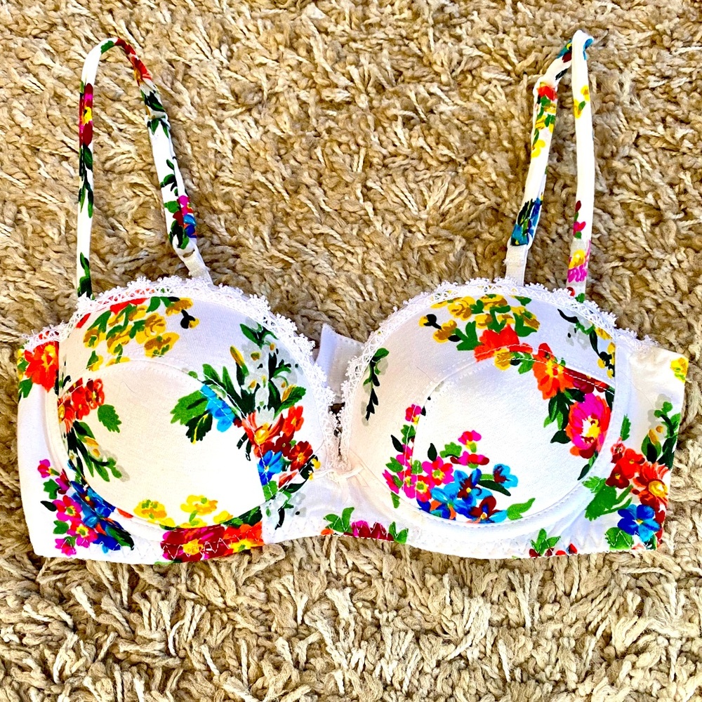 Victoria’s Secret vintage push-up bra